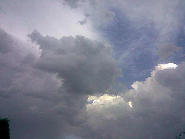 Огромные облака